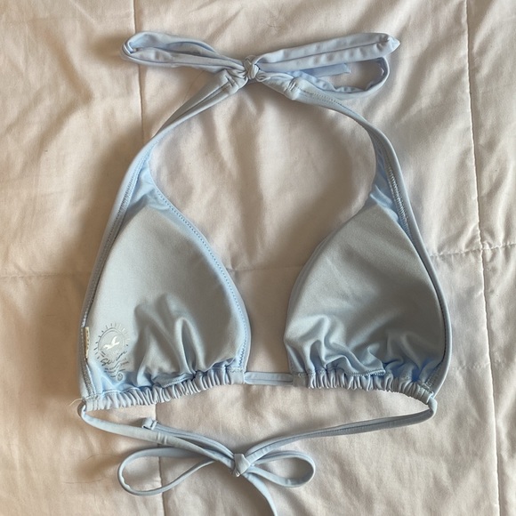 NWOT Hollister Multi-Way Bikini Top - Picture 2 of 5